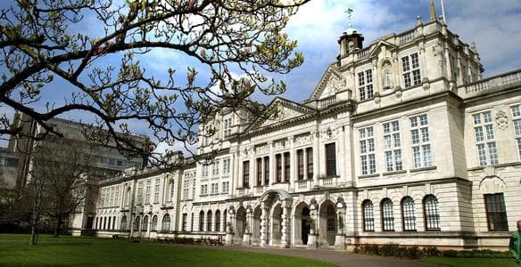 卡迪夫大学
